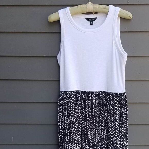 Simply Vera Ribbed Tank Maxi Dress with Black print ruffle bottom size Med - Picture 7 of 7